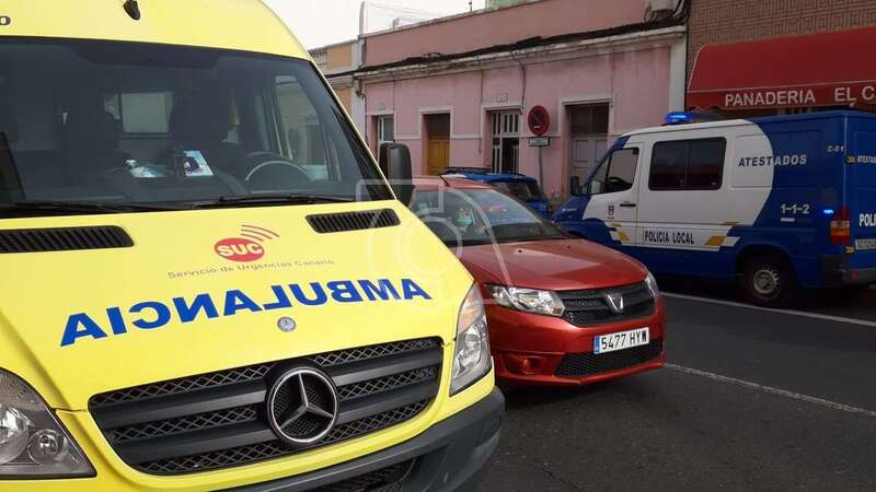 Imagen de archivo de un reciente atropello de una menor en el paseo de peatones de la calle principal de El Calero (Foto TA)